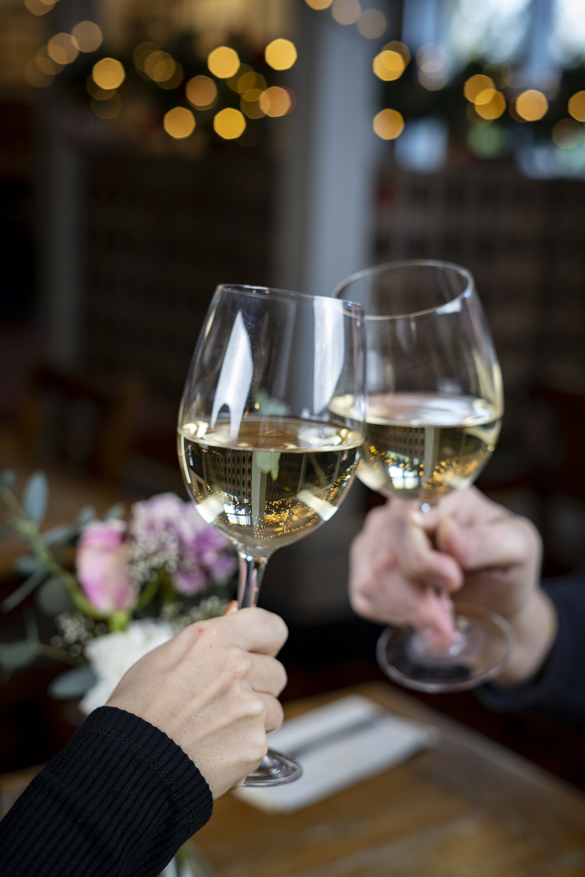 Two glasses of wine